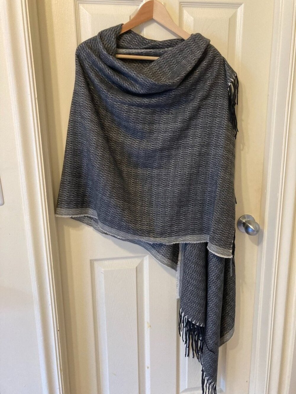Vince Camuto Shawl